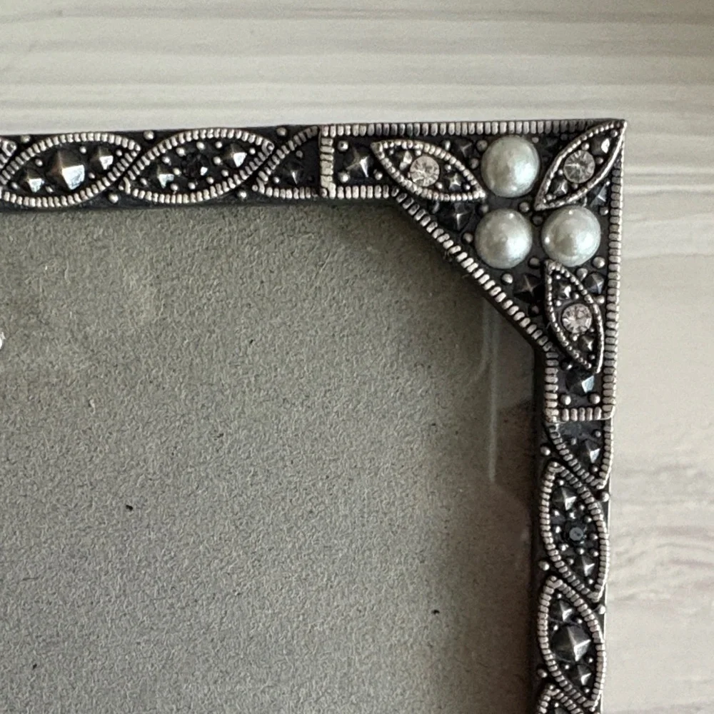Ornate Silver, Marcasite, & Pearl Accent Photo Frame - Holds‎ 5” x 7” Photo